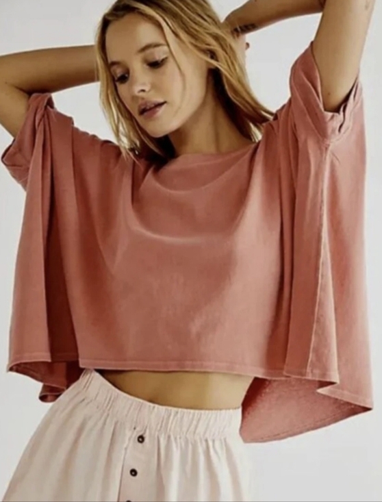 Free People Tops - Free People Cropped Tee Sz M Coral Short Sleeves CC Tee Relaxed We The Free